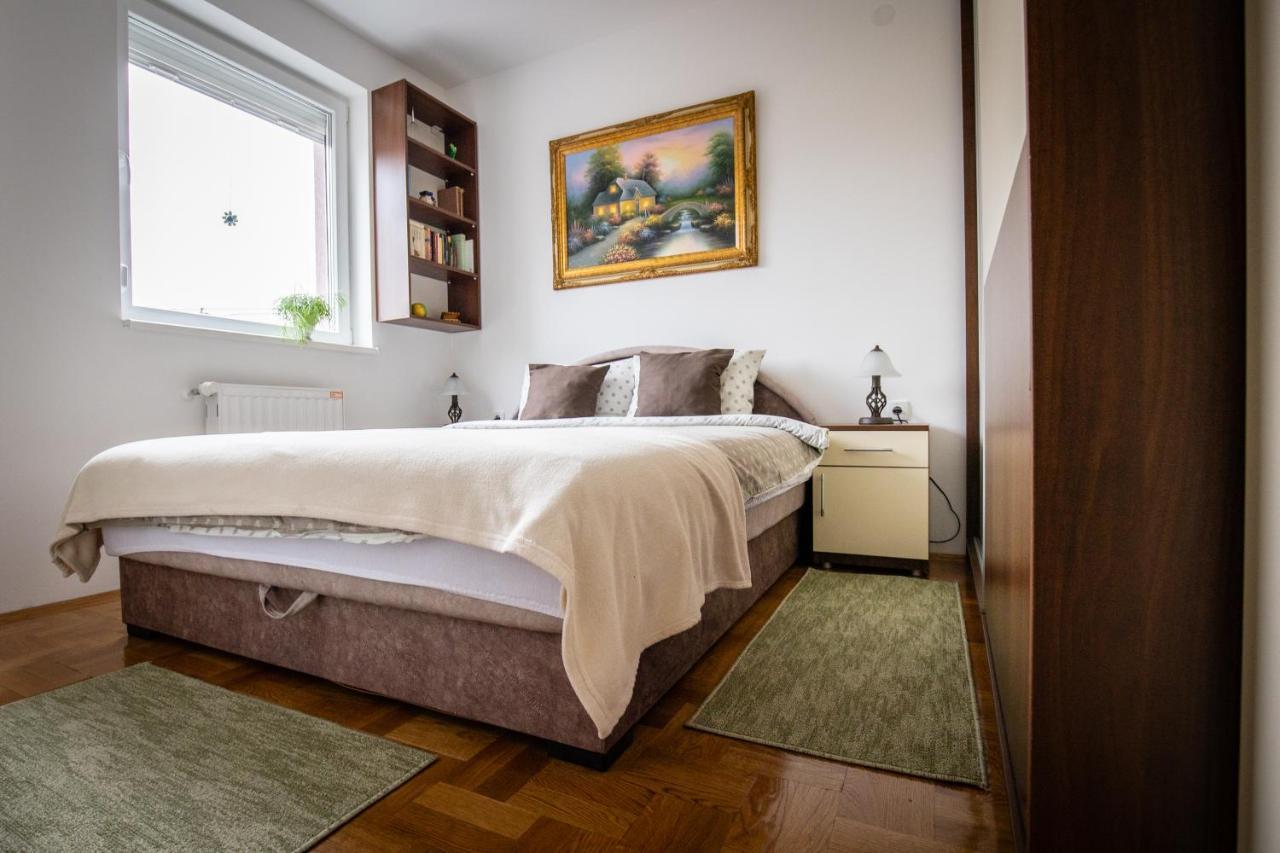 Crystal Apartment Subotica Eksteriør bilde